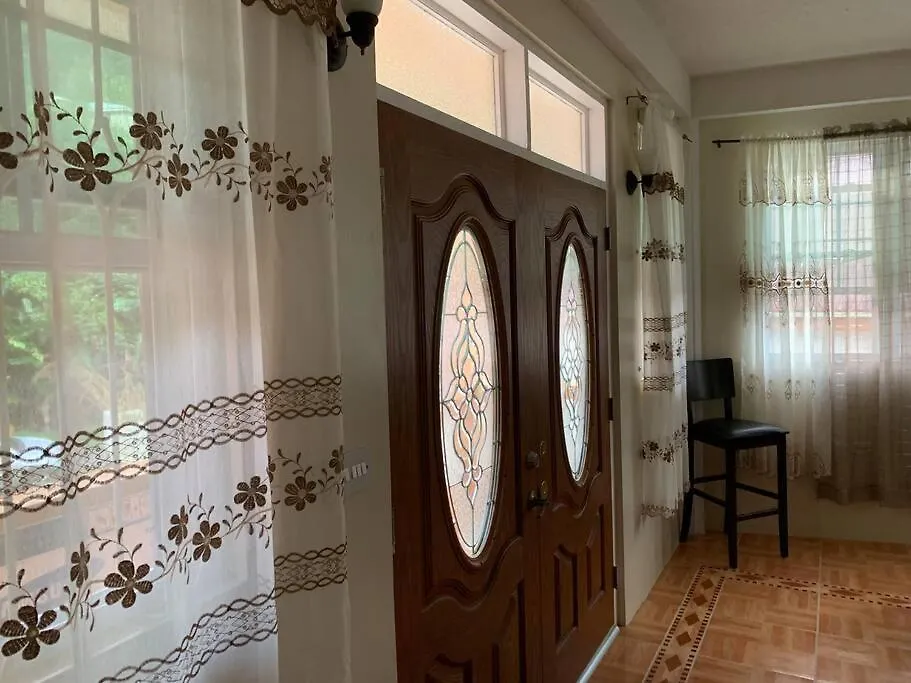 The Seclusive Mansion Villa Roseau