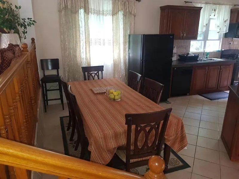Holiday home The Seclusive Mansion Villa Roseau