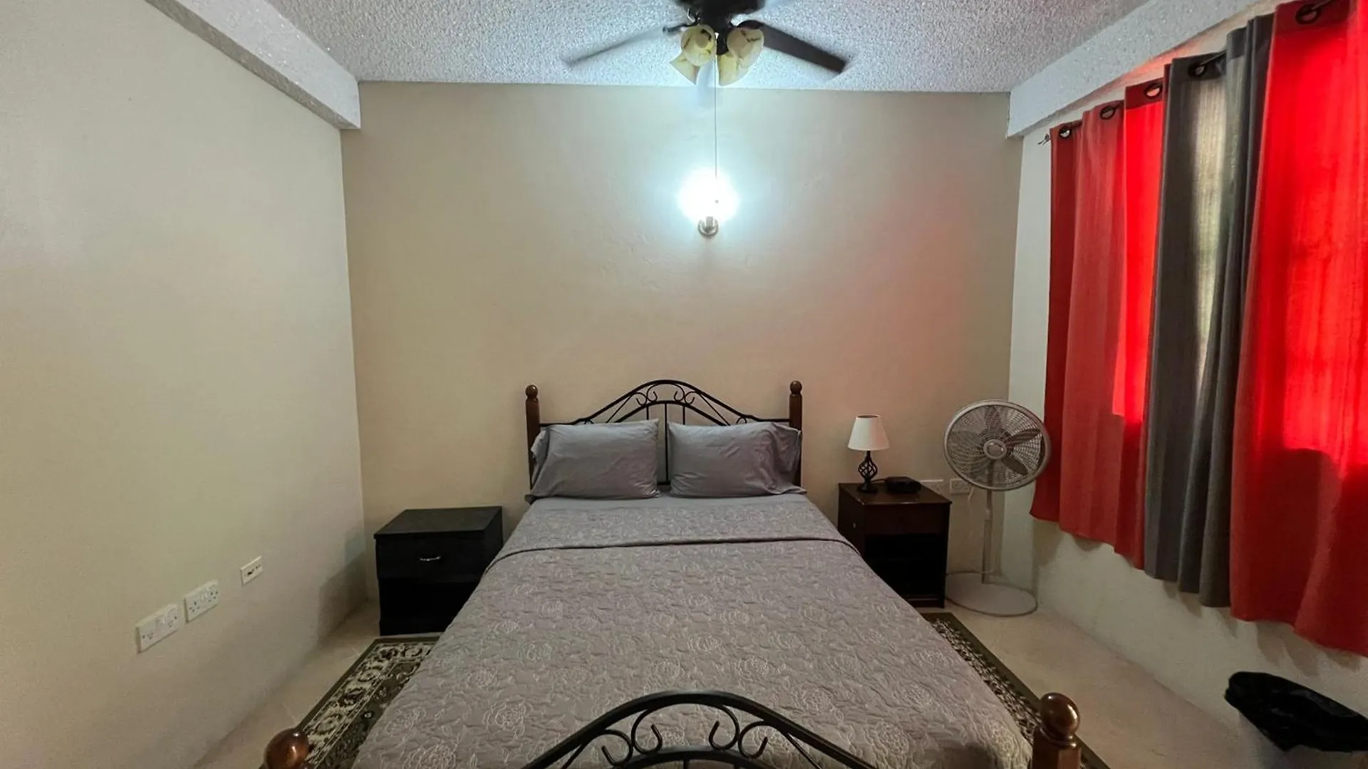 The Seclusive Mansion Villa Roseau 0*,  Dominica